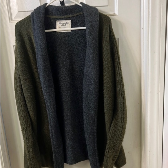 Abercrombie & Fitch Olive Green Cardigan - Picture 1 of 4
